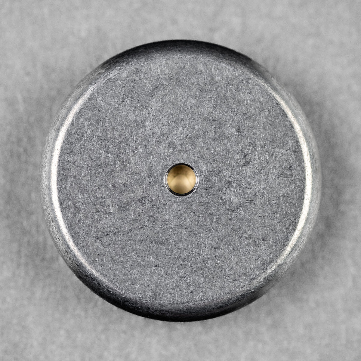 Umburry x URBAN Mid-Size Spoked Haptic Coin - Brass & Ti Seigaiha