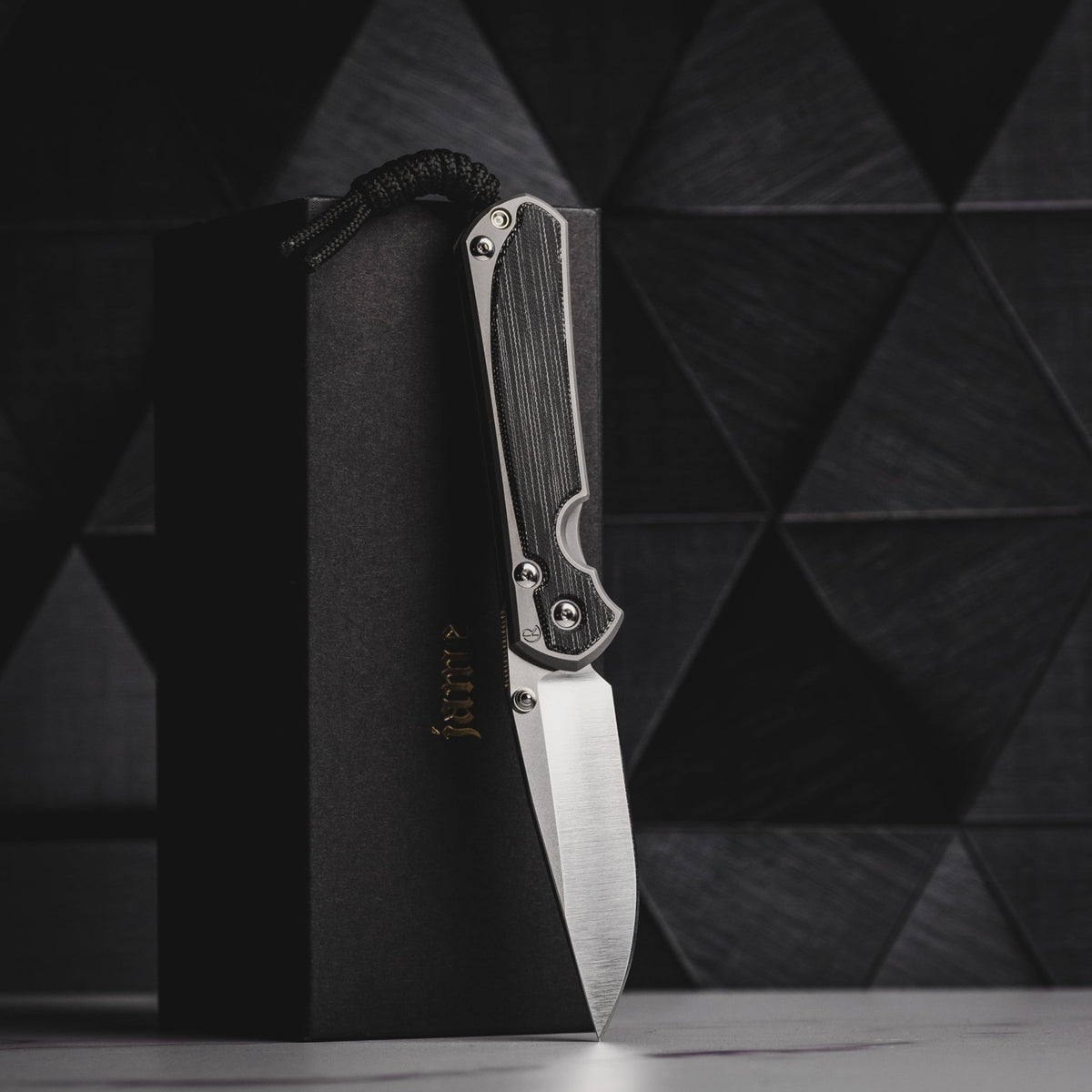 Chris Reeve Small Sebenza 31 Polished Drop Point - Black Canvas Micarta - URBAN EDC®