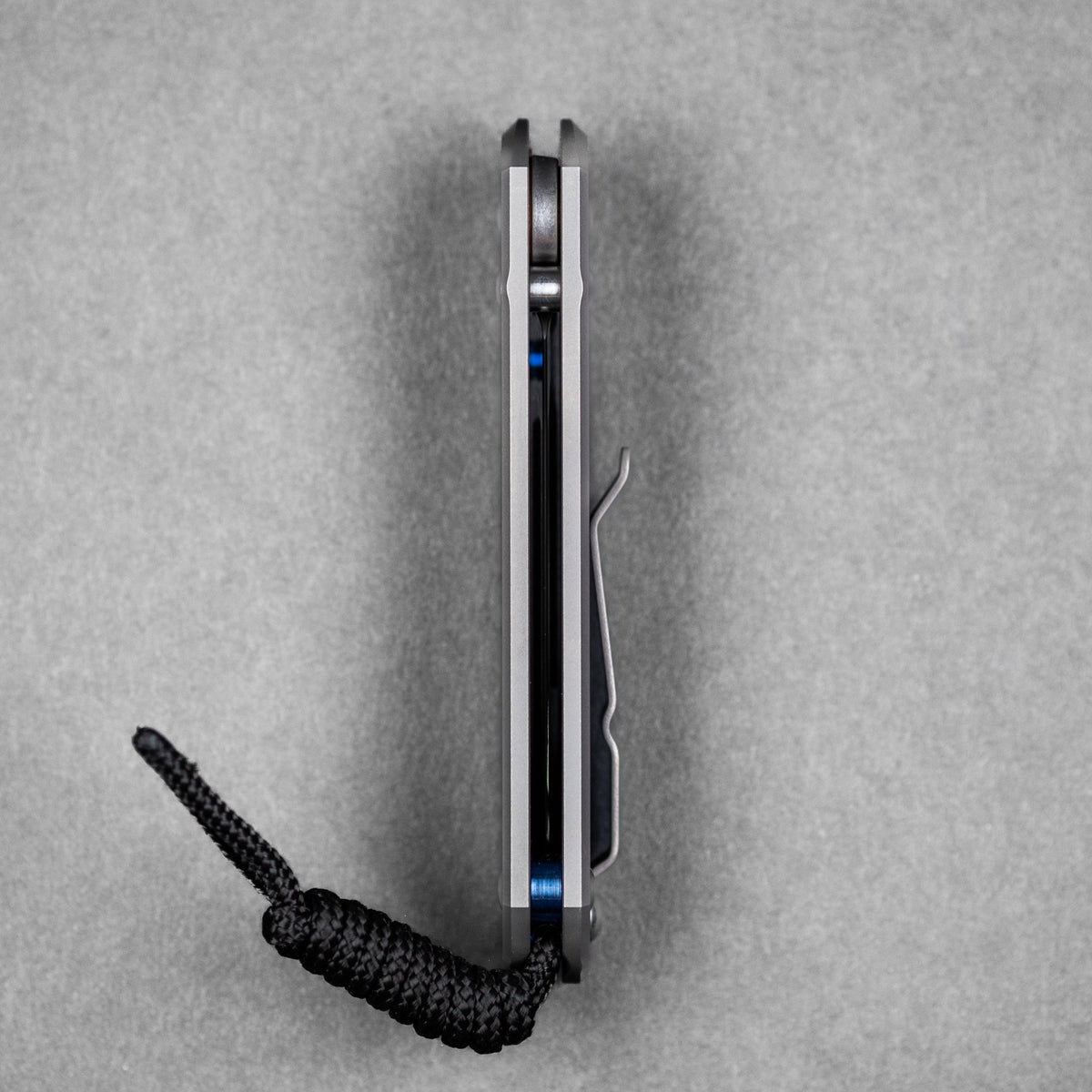 Chris Reeve Small Sebenza 31 Tanto - Glass Blasted Titanium w/ Blue Accents - URBAN EDC®