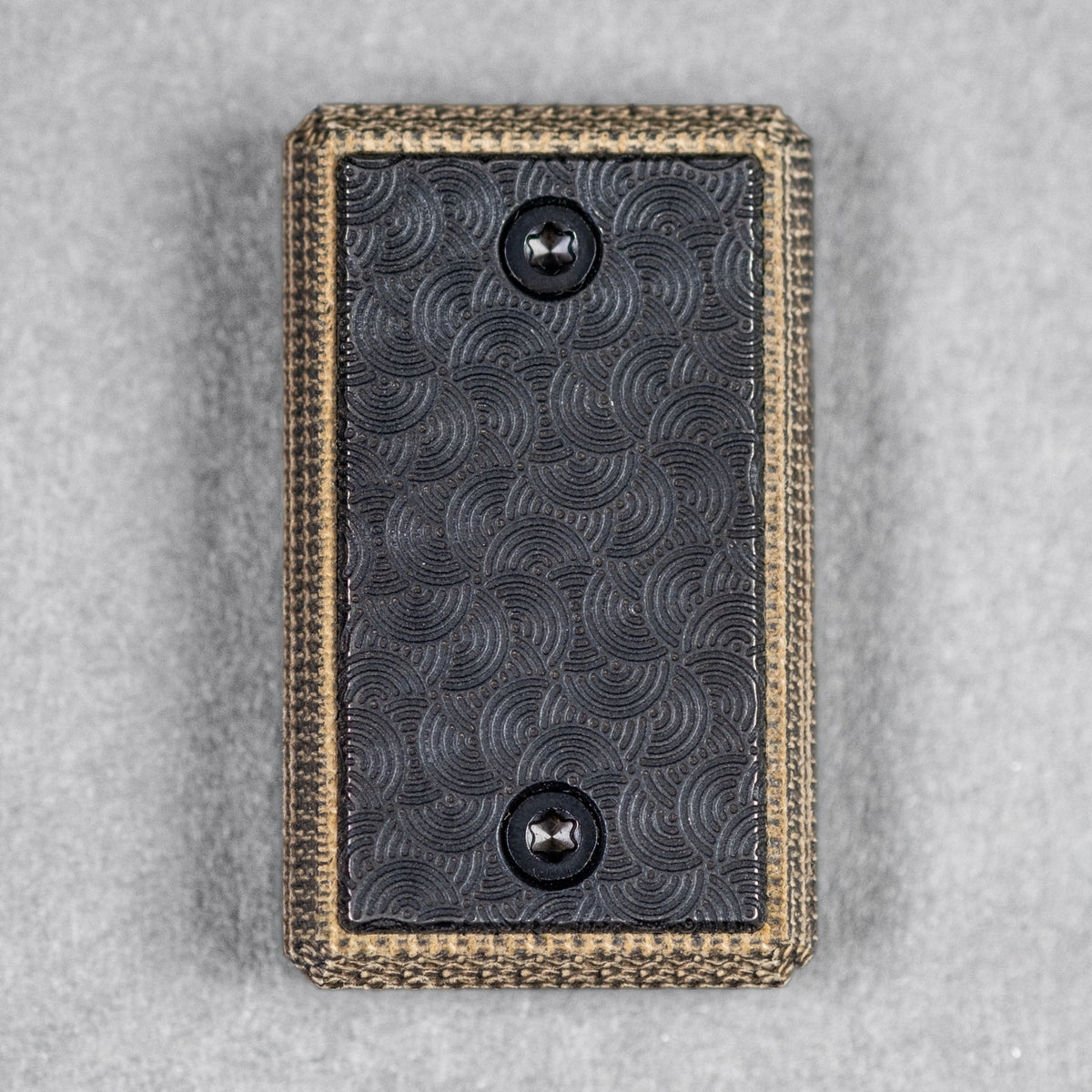 CrowGear x URBAN Don't Worry Stone Slim - Green Micarta & Dusk Titanium w/ Chaos Seigaiha™ - URBAN EDC®