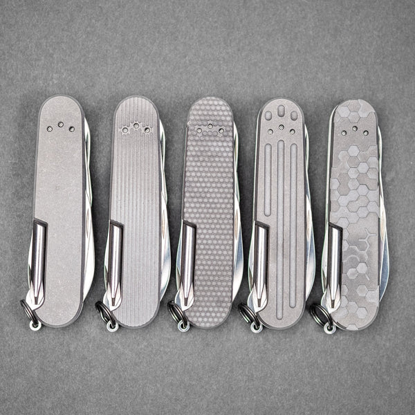 Daily Customs Super Tinker - Titanium w/ Zitanium Insert - URBAN EDC®