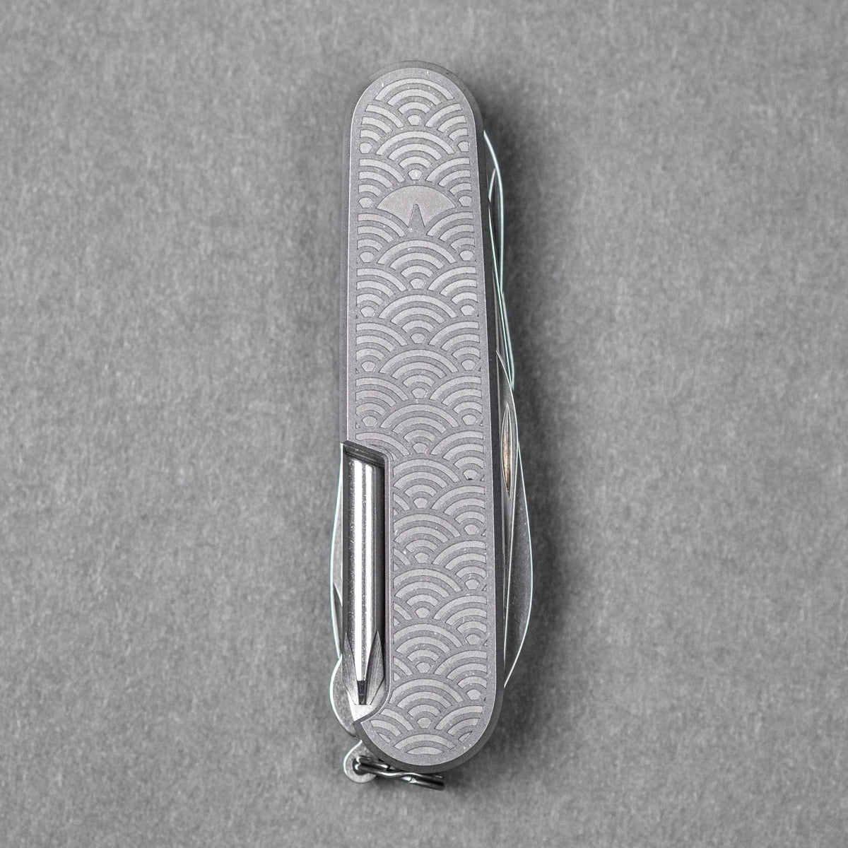 Daily Customs x URBAN Super Tinker 91.2 Titanium Seigaiha - URBAN EDC®