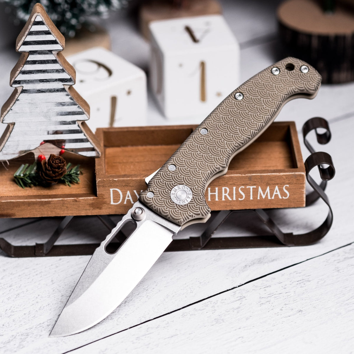 Demko MG AD20 Slim - 20CV Clip Point w/ Tan G10 Seigaiha (Custom) - URBAN EDC®