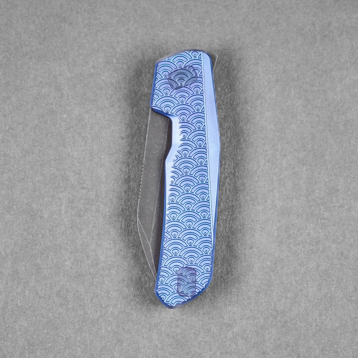 Divo x URBAN Chaser - Blurple Seigaiha - URBAN EDC®