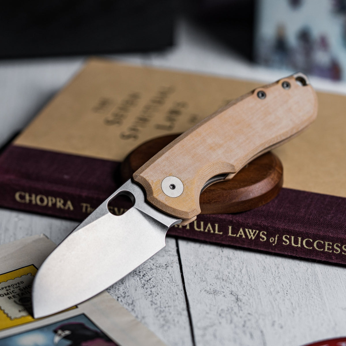 Drop Date (01/21): URBAN F5.5 - Fine Stonewashed Magnacut & Natural Linen Micarta - URBAN EDC®