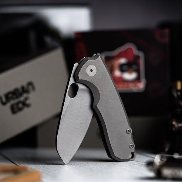 Drop Date (02/04): URBAN F5.5 - Dark - Rubbed Magnacut & Darkwashed Titanium - URBAN EDC®
