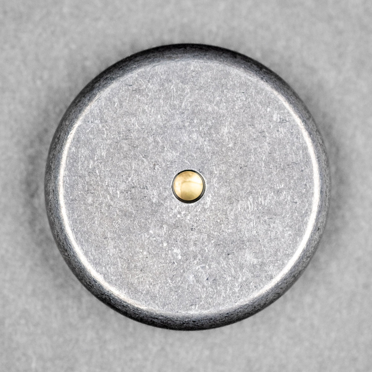 Drop Date (03/11): Umburry x URBAN Mid - Size Spoked Haptic Coin - Brass & Ti Seigaiha w/ Old School Compass (Yamato Exclusive) - URBAN EDC®