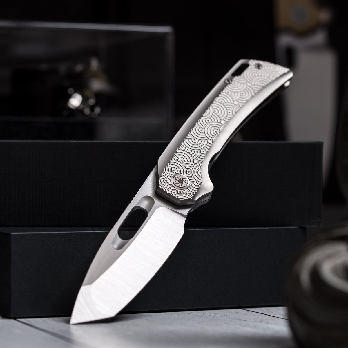 Drop Date (03/18): EMP EDC x URBAN Nymble XT - Belt Satin Magnacut & Bead Blasted Ti w/ Chaos Seigaiha™ - URBAN EDC®