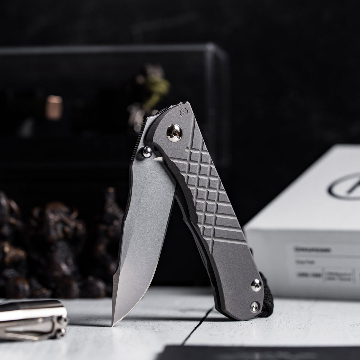 Drop Date (04/15): Chris Reeve Umnumzaan - Drop Point Magnacut & Sandblasted Titanium - URBAN EDC®