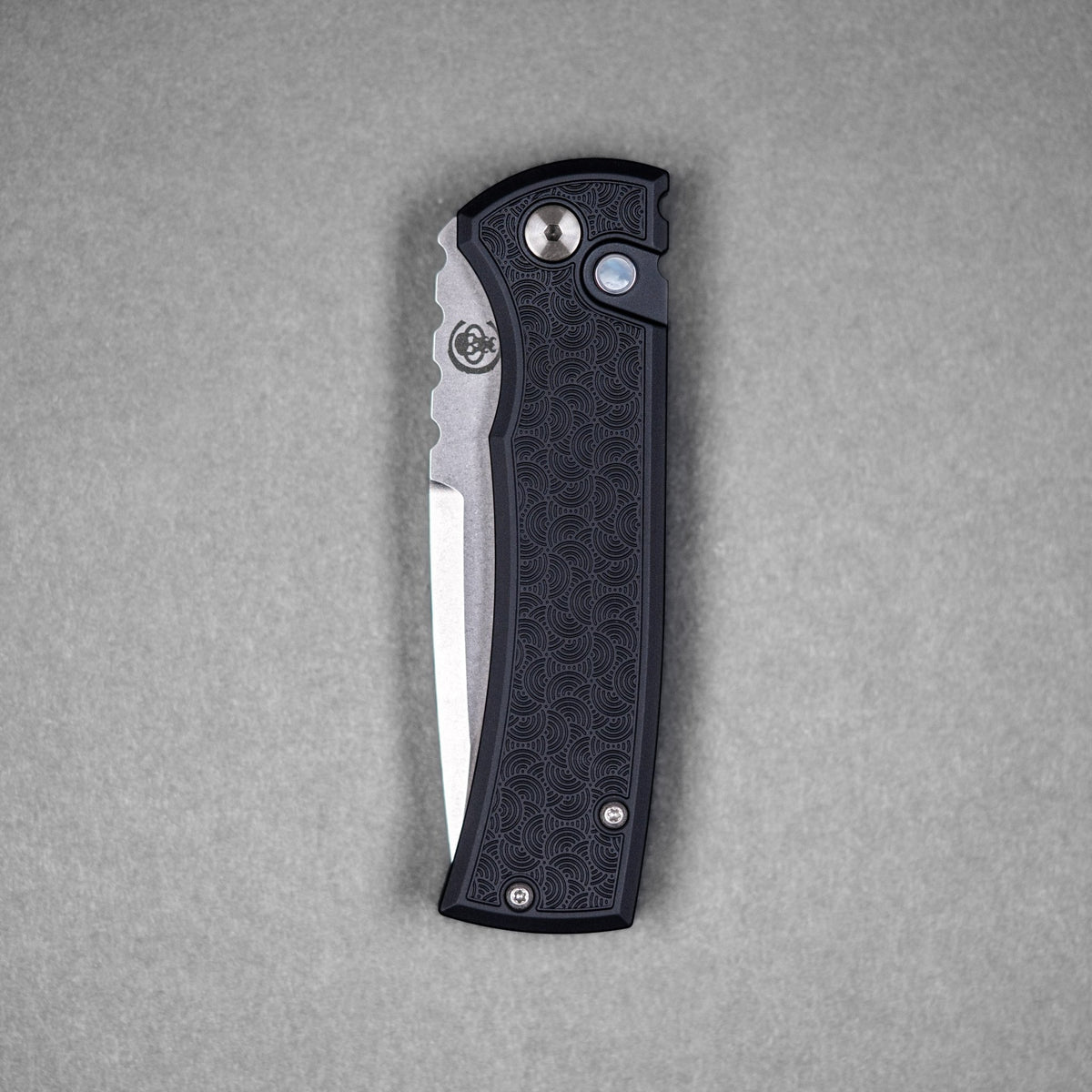 Drop Date (04/22): Chaves x Pro - Tech x URBAN Redencion 229 - Stonewashed S35VN & Black Aluminum w/ Chaos Seigaiha™ - URBAN EDC®