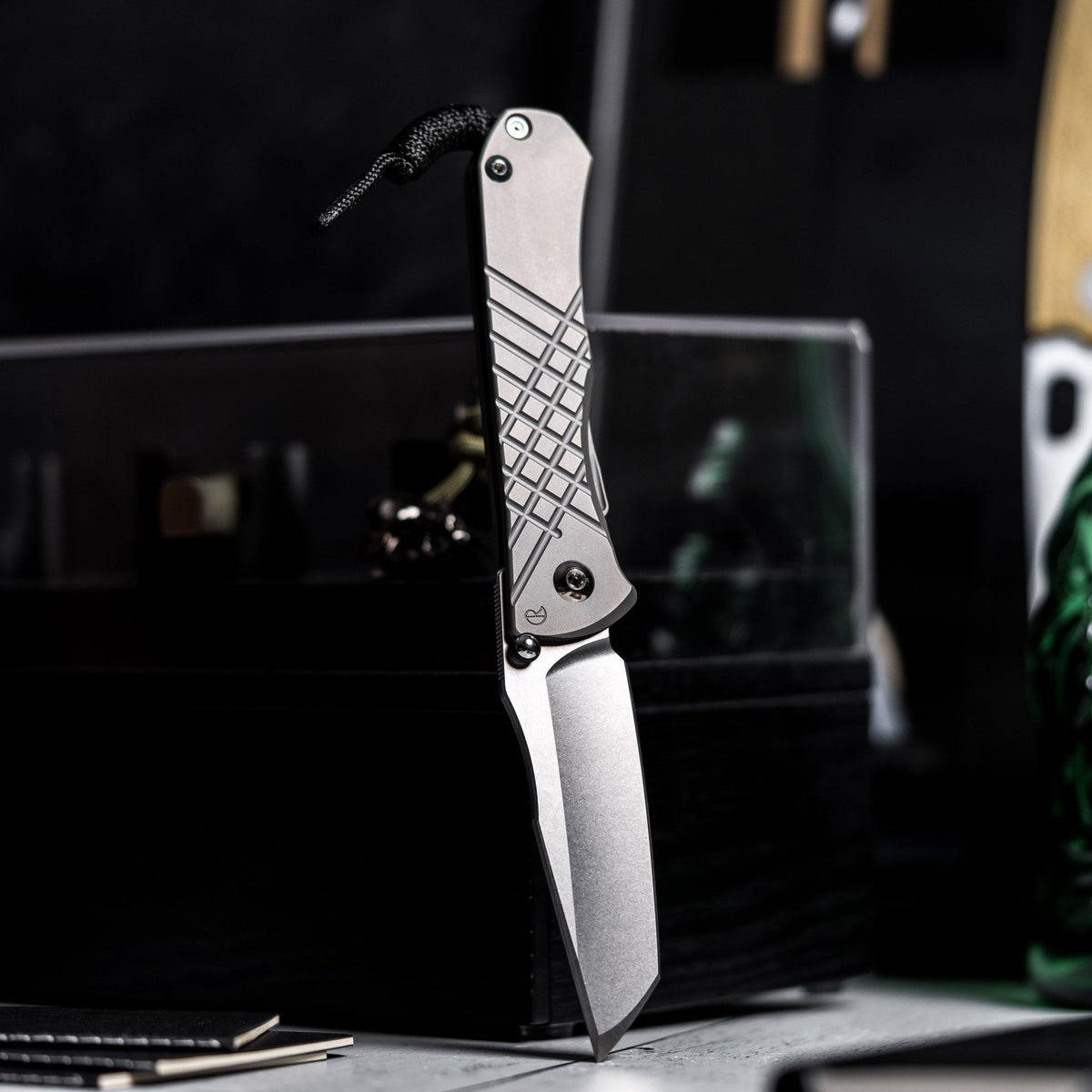 Drop Date (04/29): Chris Reeve Umnumzaan - Tanto Magnacut & Glass Blasted Titanium - URBAN EDC®