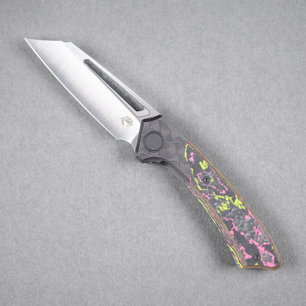 Drop Date (06/10): Gecko x URBAN Pictus V2 - Belt Satin Vanax & Blackwashed Ti Chaos Seigaiha™ w/ Watermelon Sugar Camo Carbon - URBAN EDC®