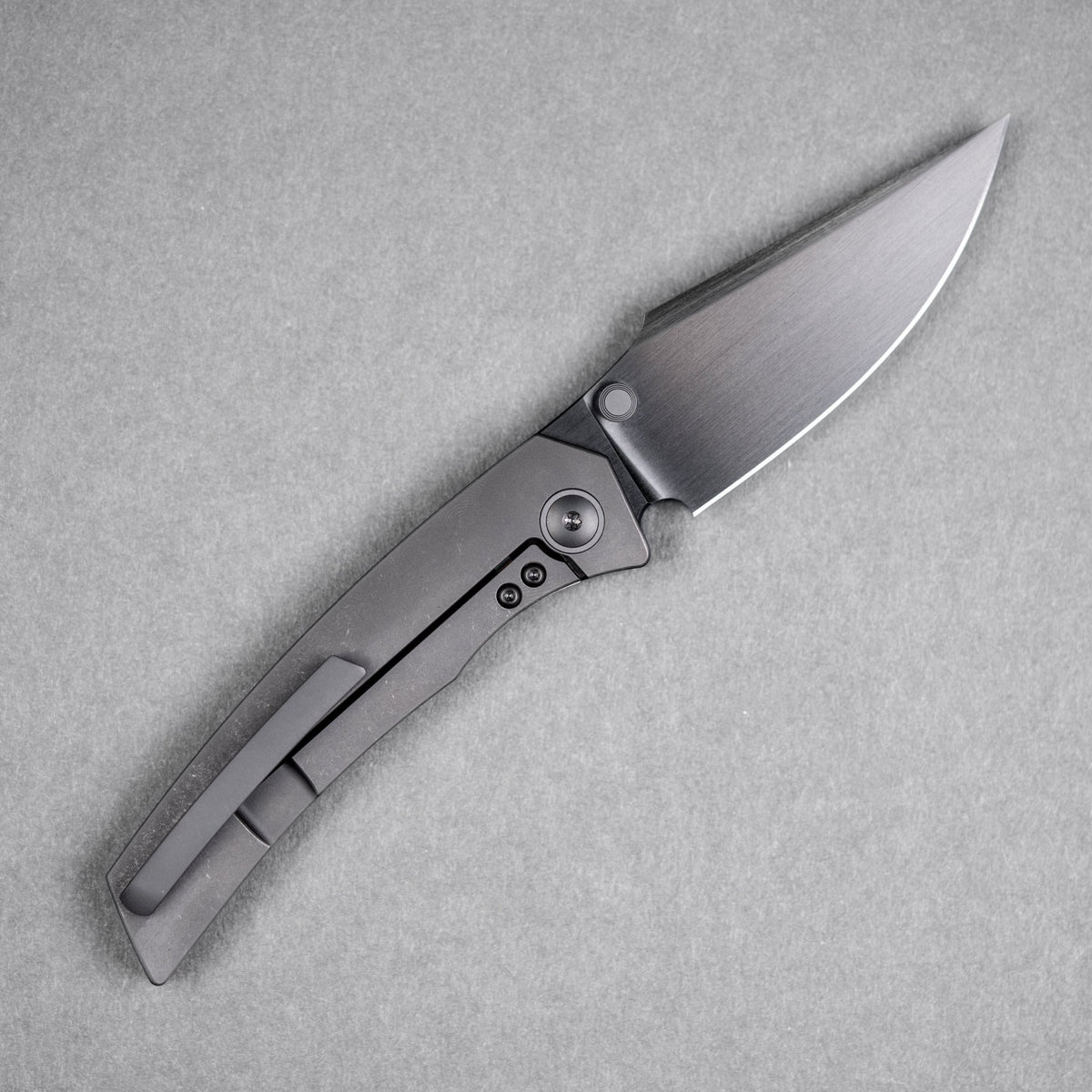 Drop Date (07/22): URBAN Isurus - Hand-Rubbed DLC Vanax & Black DLC Stonewashed Ti w/ Zirconium Hardware - URBAN EDC®