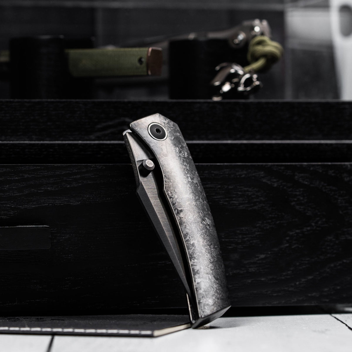 Drop Date (08/05): URBAN Isurus - Belt Satin DLC Vanax & Black Crystal Ti w/ Black Crystal Ti Hardware - URBAN EDC®