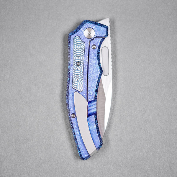 Drop Date (08/12): Griffin Co x URBAN Scout F3.5 Folder - Belt Satin Magnacut & Blurple Crystal Titanium w/ Satin Chaos Seigaiha™ - URBAN EDC®