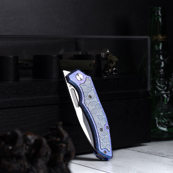 Drop Date (08/12): Griffin Co x URBAN Scout F3.5 Folder - Belt Satin Magnacut & Blurple Crystal Titanium w/ Satin Chaos Seigaiha™ - URBAN EDC®