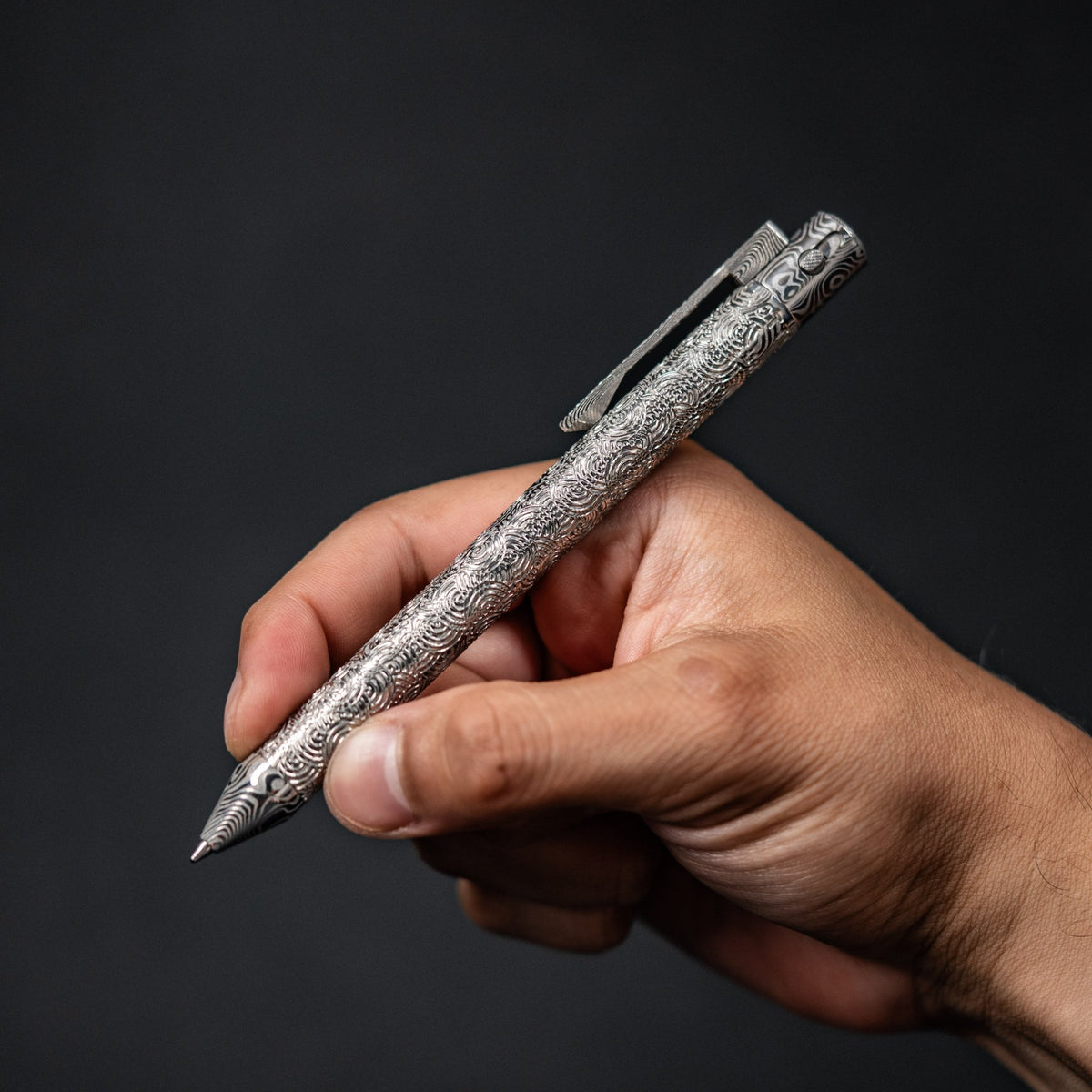 Drop Date (08/12): Nottingham Tactical x URBAN TiButton Single Lock Pen - Odin's Eye Damasteel w/ Chaos Seigaiha™ - URBAN EDC®