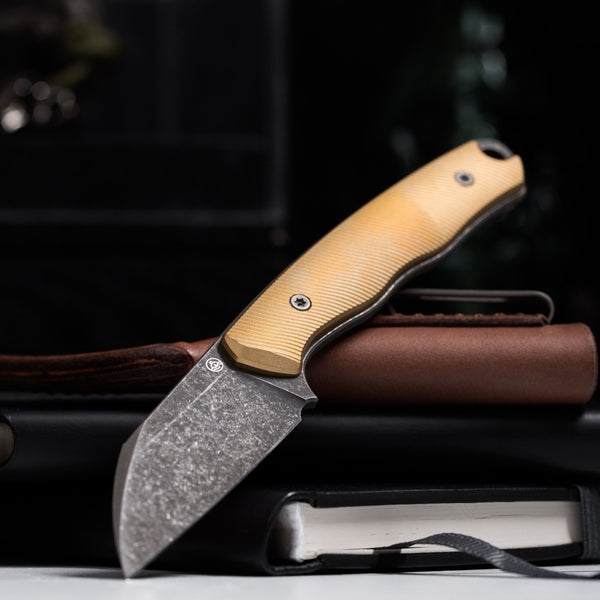 Drop Date (08/26): URBAN Lagarto - Acid-Etched Magnacut & Bead Blasted Brass w/ Micro Milling - URBAN EDC®