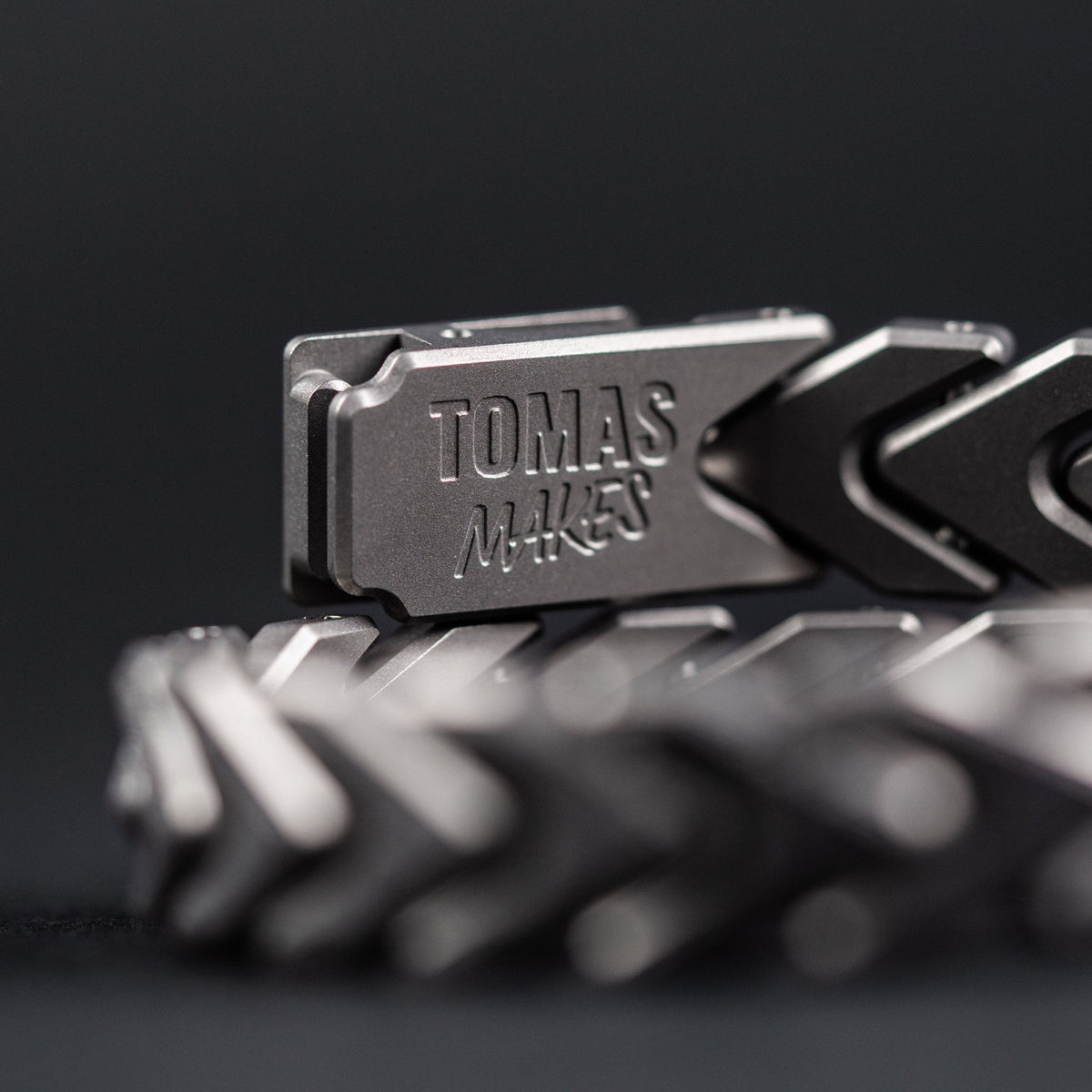 Drop Date (09/23): Tomas Makes Vector Bracelet - Zirblast Titanium w/ Dark Matter Green Glow Carbon Fiber (Custom) - URBAN EDC®
