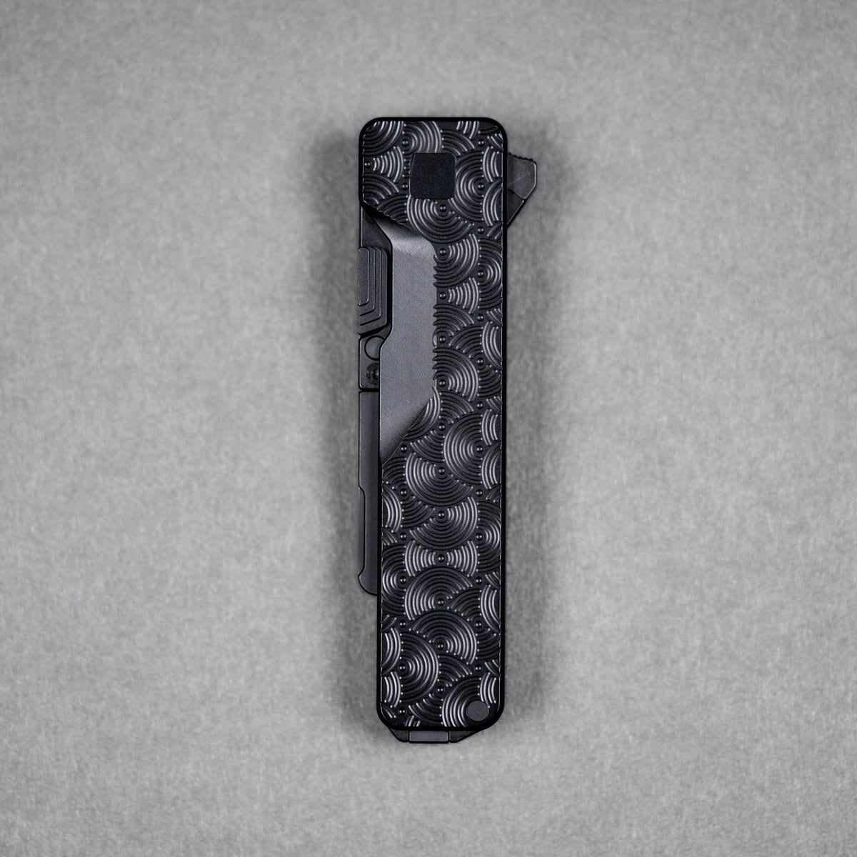 Drop Date (10/07): Exceed Designs x URBAN TiRant Ultra & Black Ti Chaos Seigaiha™ w/ Skiff Bearings - URBAN EDC®