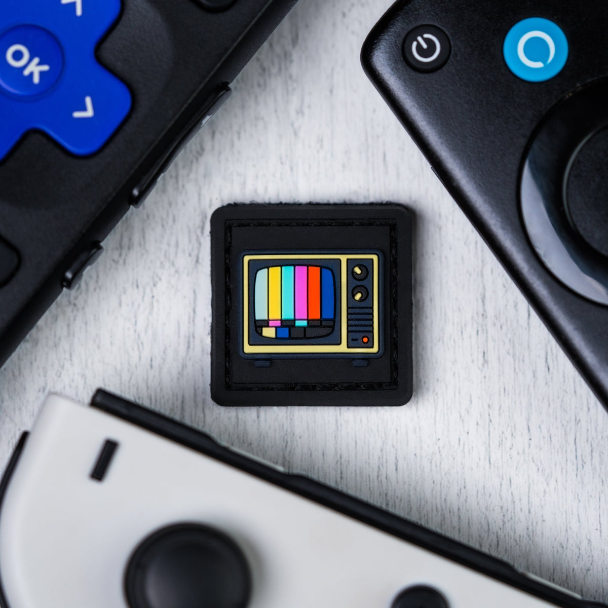 Drop Date (10/08): No Signal Retro TV RE Patch - URBAN EDC®