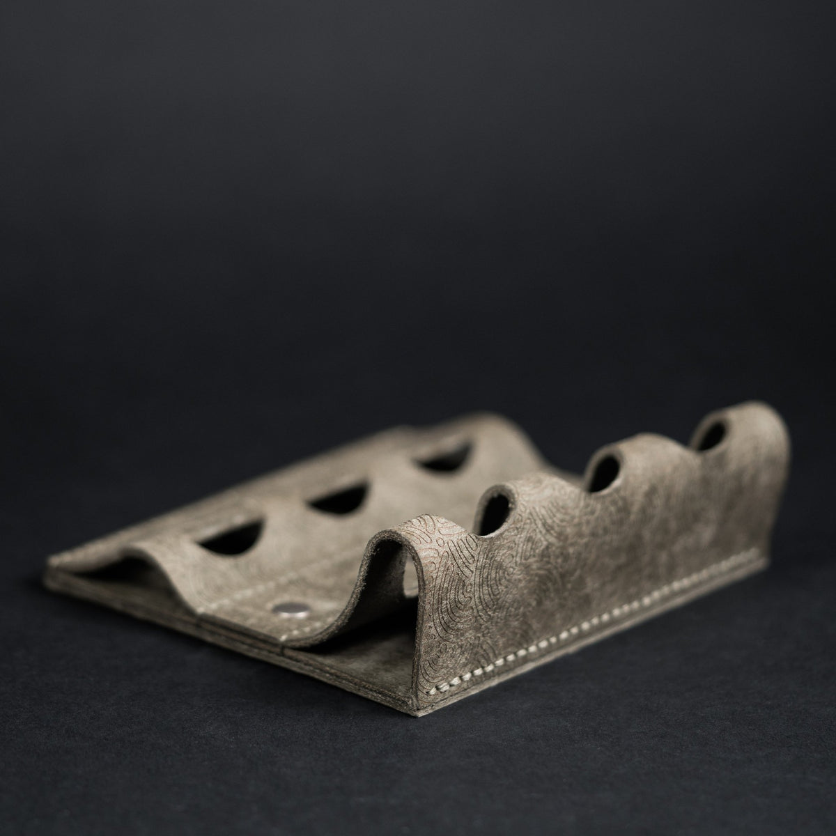 EL Mercantile x URBAN Leather Torch Valet - Grey Chaos Seigaiha™ (Custom) - URBAN EDC®