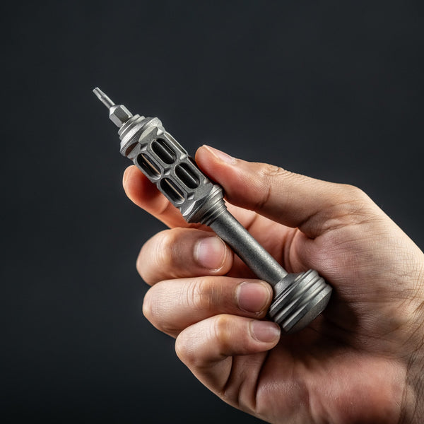 Griffin Co Phoenix Driver - Blasted & Tumbled Ti - URBAN EDC®
