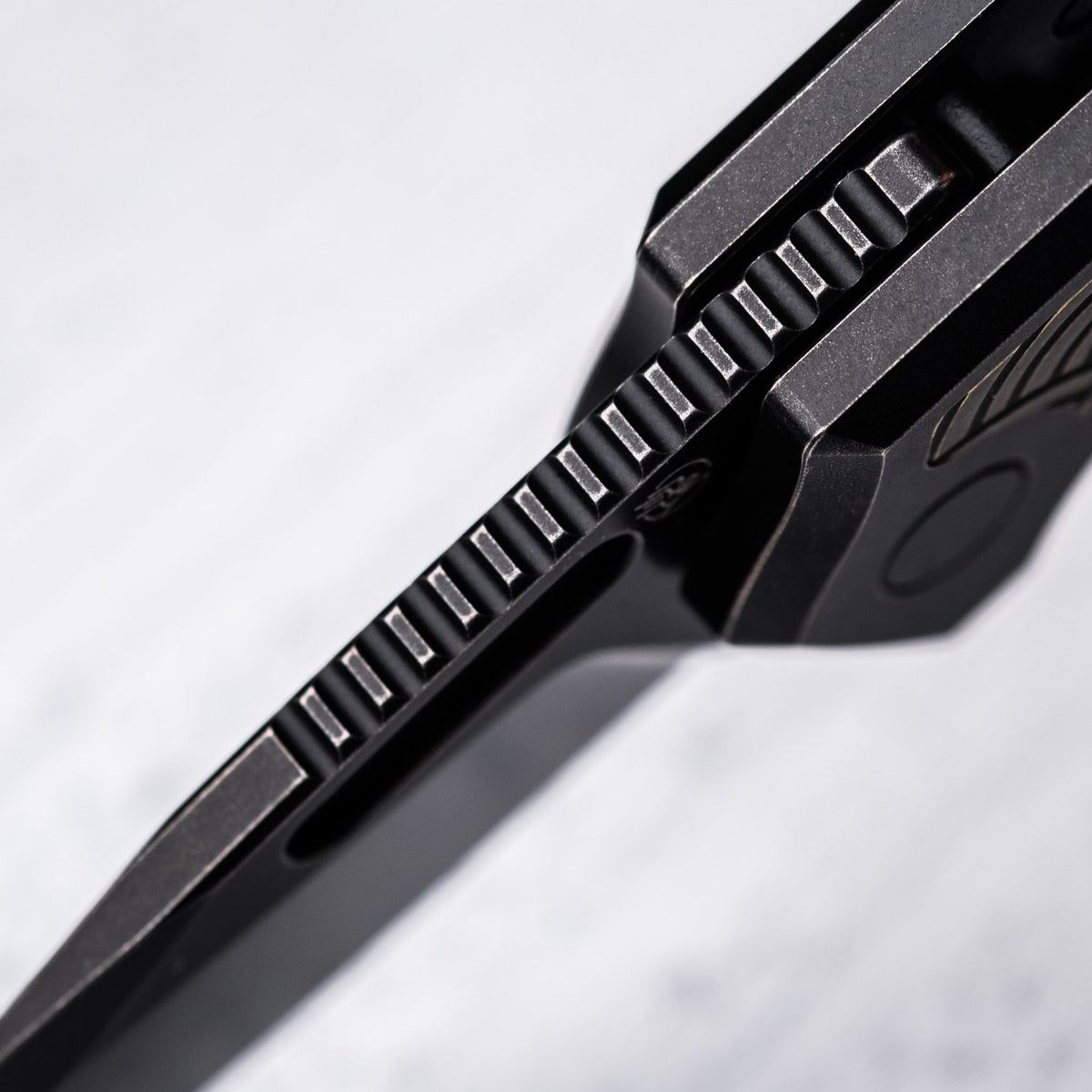 Griffin Co. Scout F2 - Aged Bronze Seigaiha (Exclusive) - URBAN EDC®