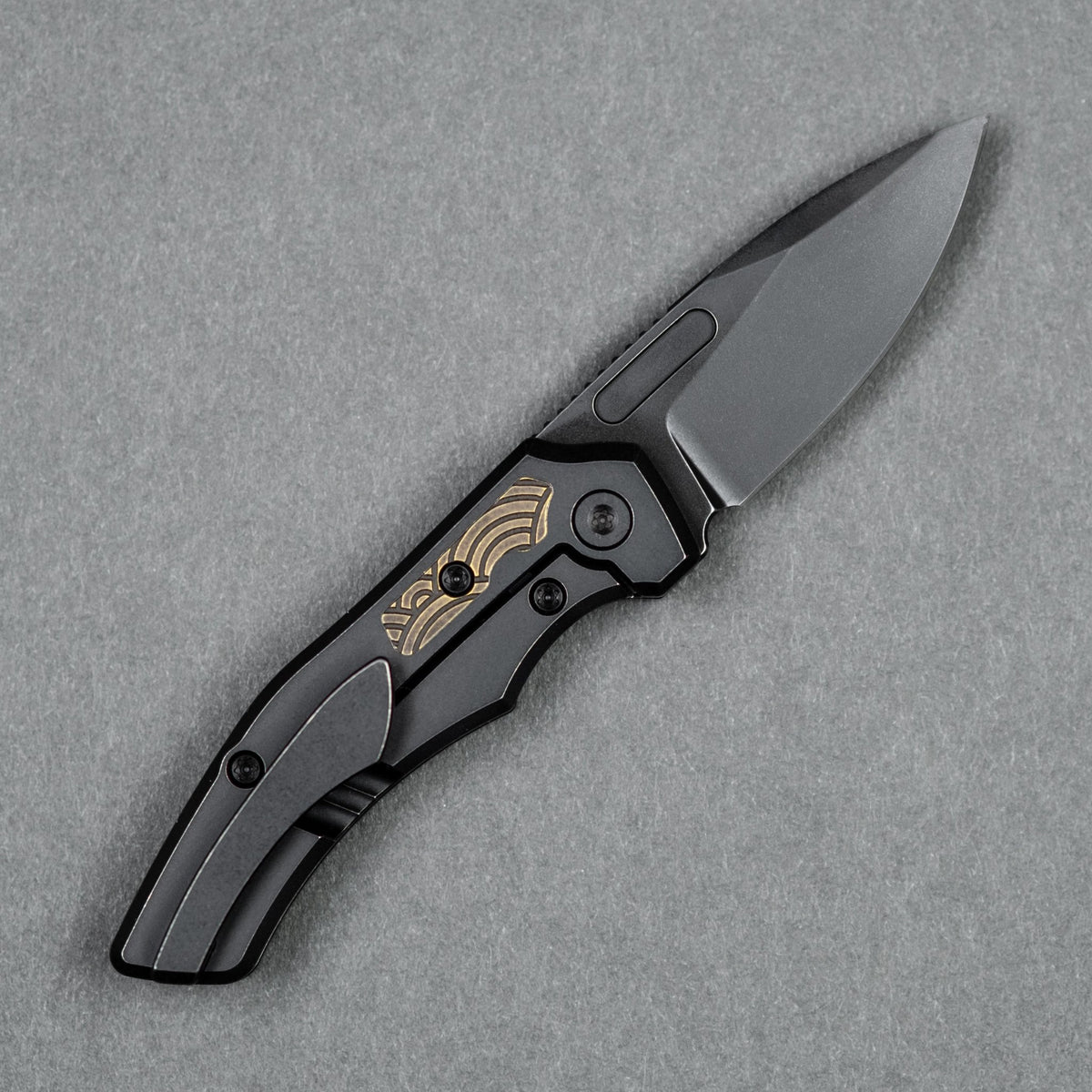 Griffin Co. Scout F2 - Aged Bronze Seigaiha (Exclusive) - URBAN EDC®