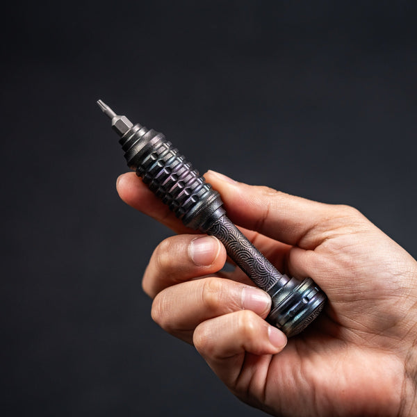 Griffin Co x URBAN MKIII Driver - Zirconium w/ Chaos Seigaiha™ - URBAN EDC®