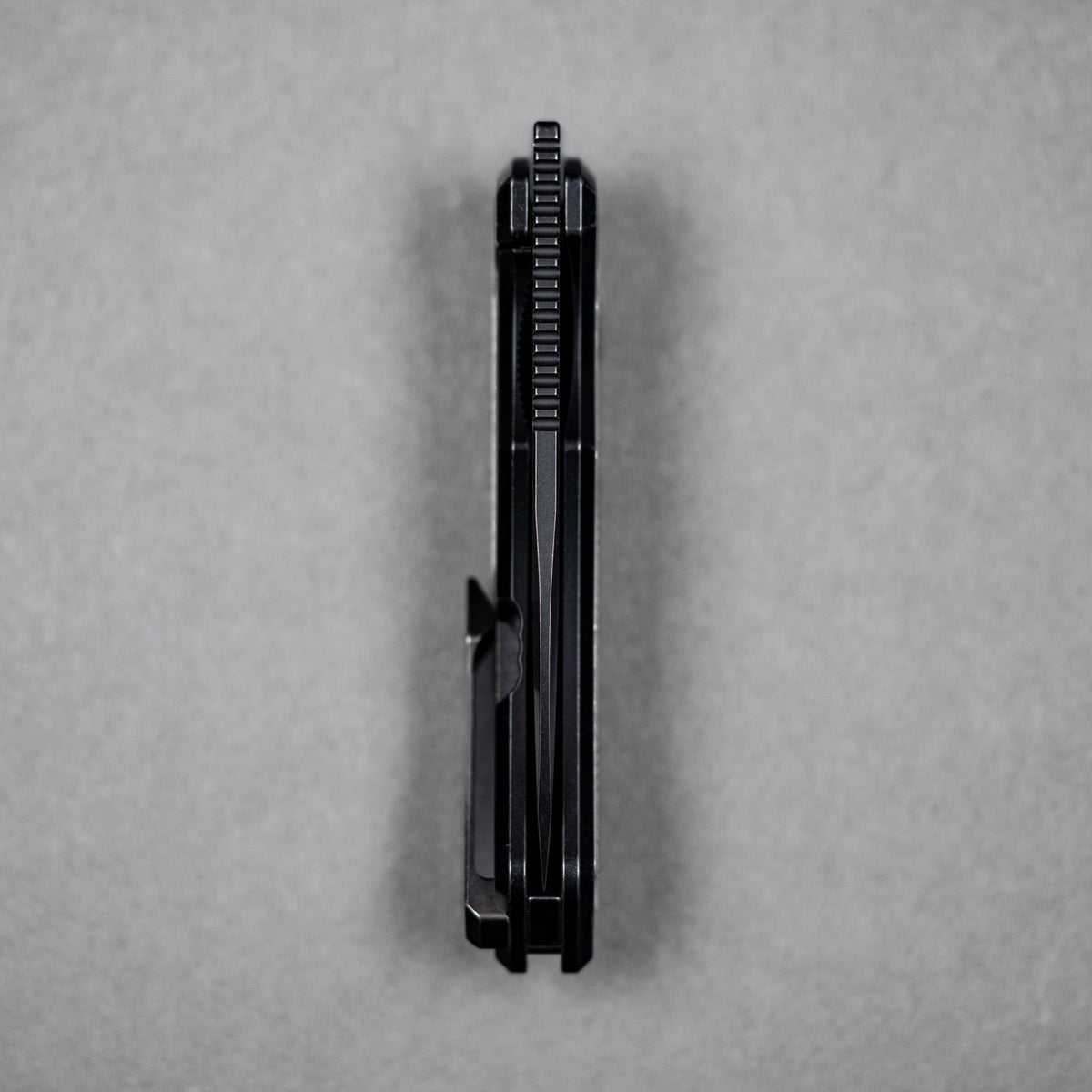 Griffin Co x URBAN Scout F3 Folder - Blackwashed Magnacut & Blackwashed Titanium w/ Grey Chaos Seigaiha™ (Yamato Exclusive) - URBAN EDC®