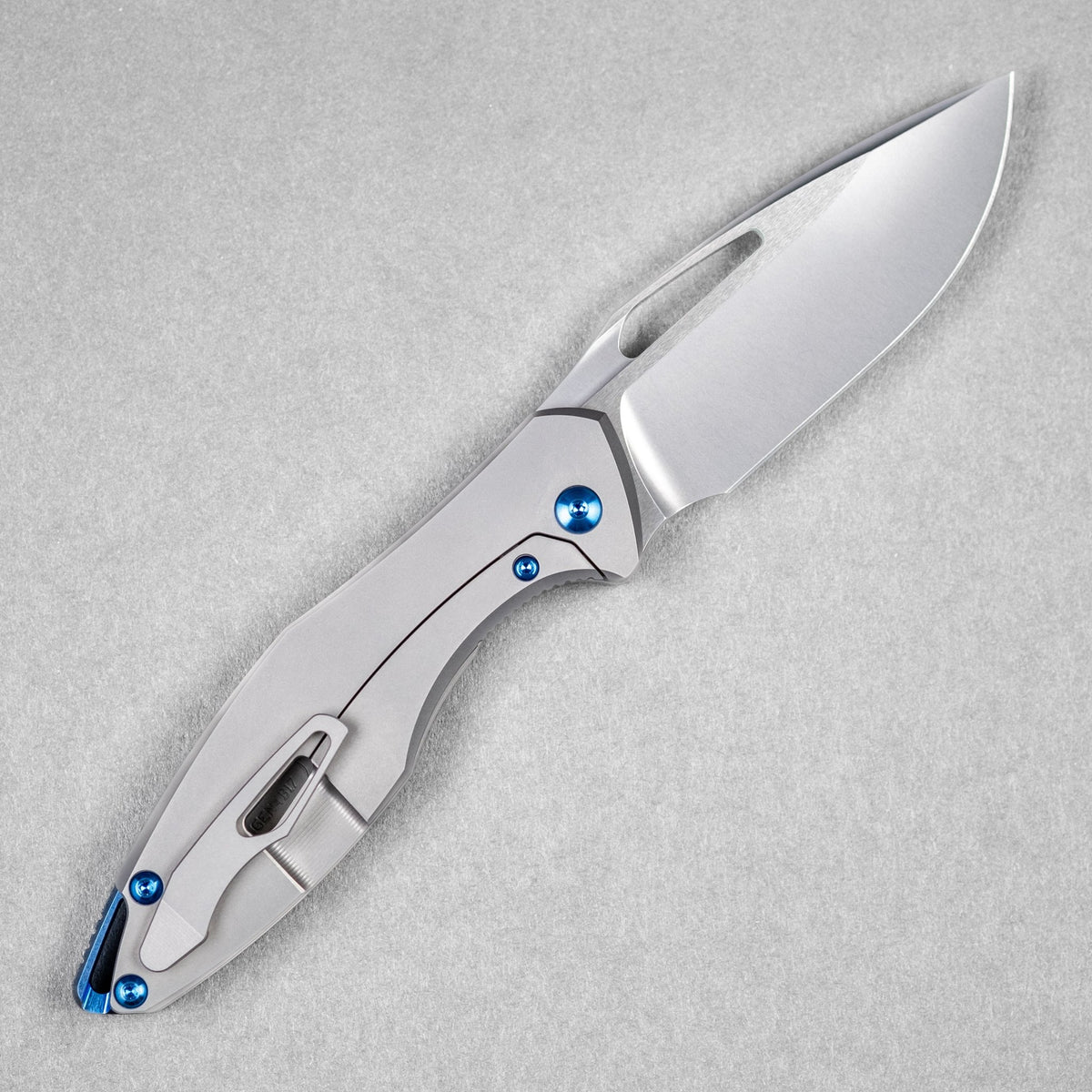Koenig Arius - Non - Flipper w/ Blue Anodized Ti Hardware & Burnished M390 - URBAN EDC®