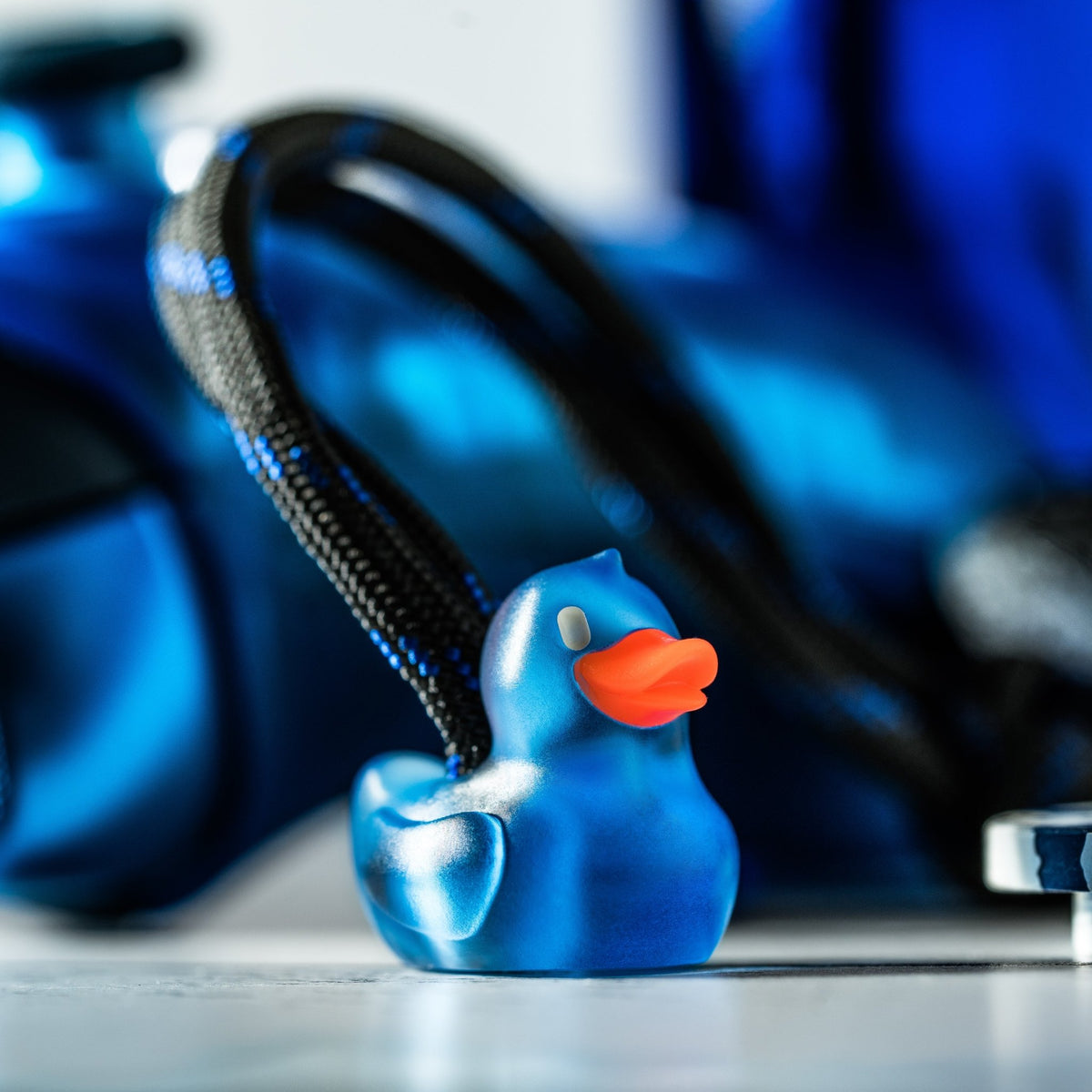 Lucky Duck Lanyard Bead - Blue Grotto - URBAN EDC®
