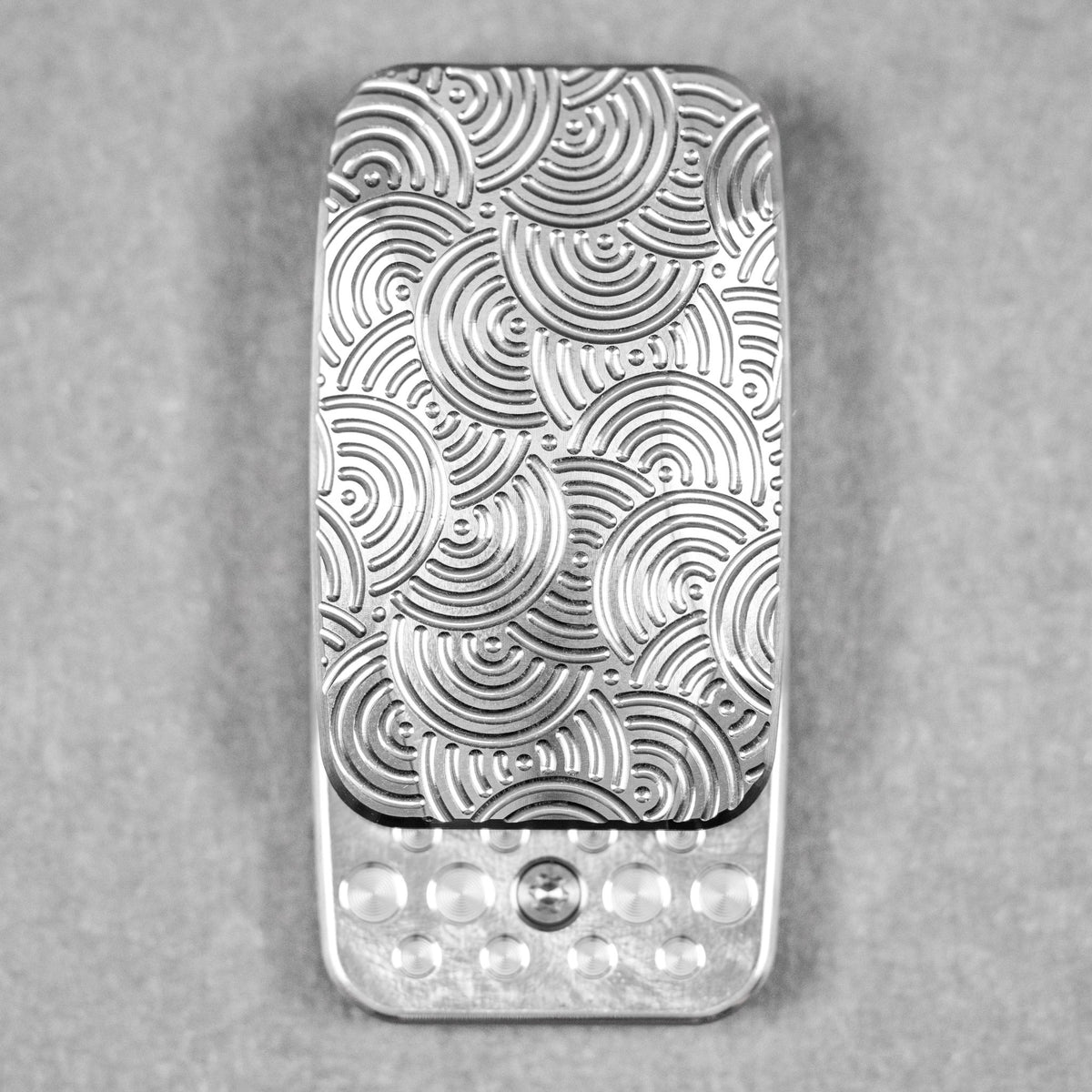 Magnus x URBAN Squashed Toad Fidget Slider - Natural Titanium w/ Chaos Seigaiha™ & SS Swiss Plates - URBAN EDC®