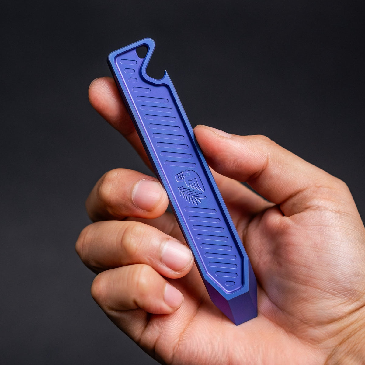 Peace Neighbor Archon Prybar - Blurple Titanium - URBAN EDC®