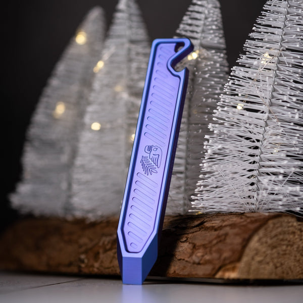 Peace Neighbor Archon Prybar - Blurple Titanium - URBAN EDC®