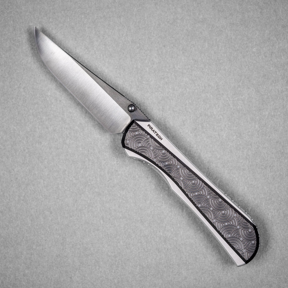 Piratech x URBAN Saga - Satin DLC S90V & Zir Blasted Titanium w/ Bead Blast DLC Chaos Seigaiha™ - URBAN EDC®