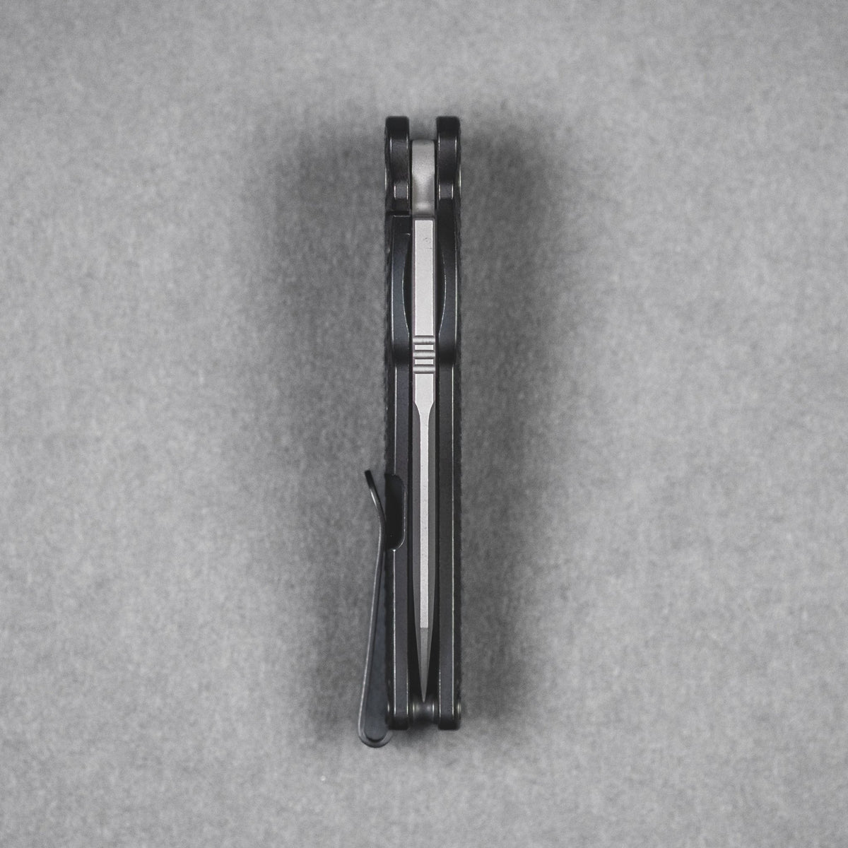 Pre - Order: URBAN Castellan - Darkwashed Magnacut & Blackwashed Titanium w/ Dragon Scale - URBAN EDC®