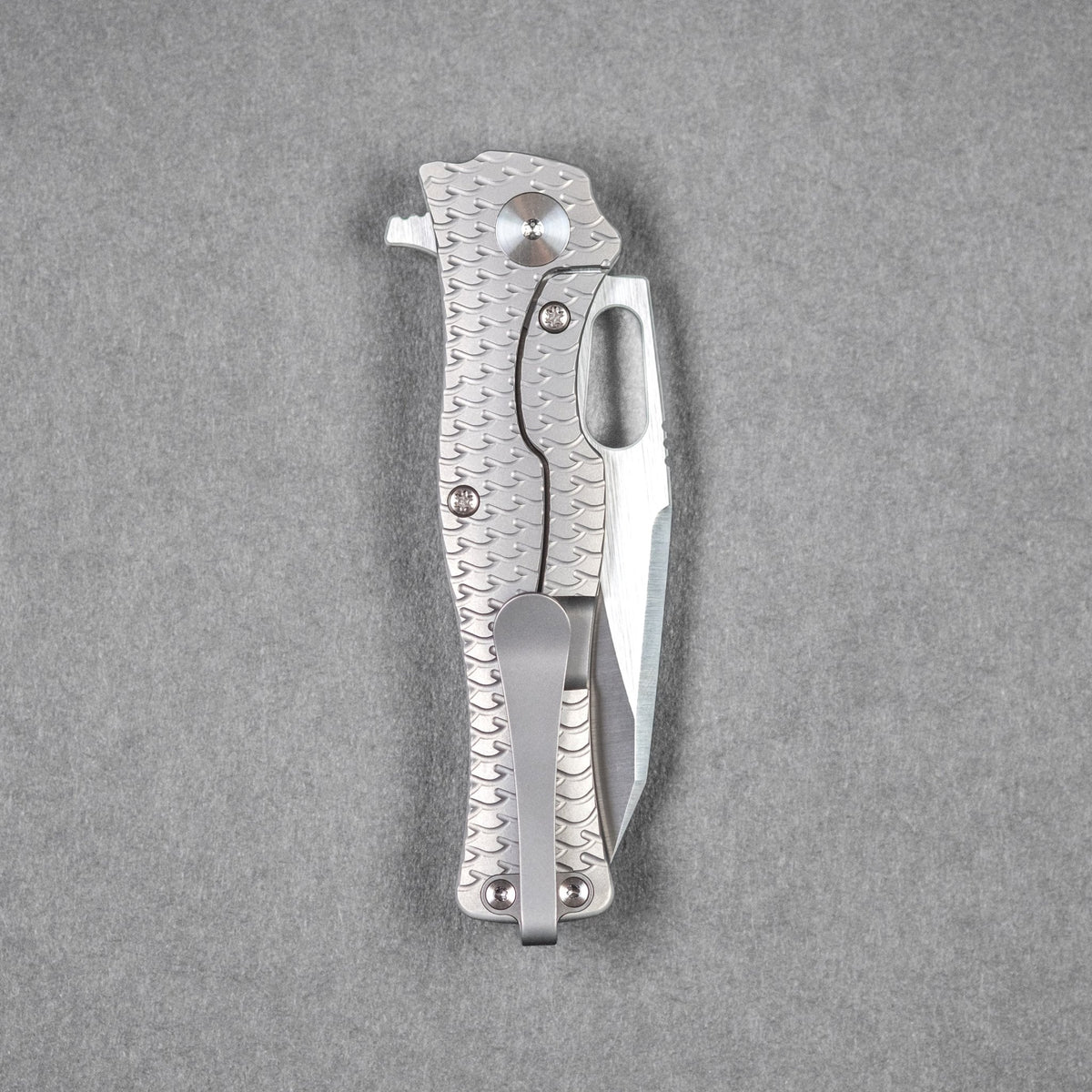 Pre - Order: URBAN Castellan - Satin Magnacut & Bead Blast Titanium w/ Dragon Scale - URBAN EDC®