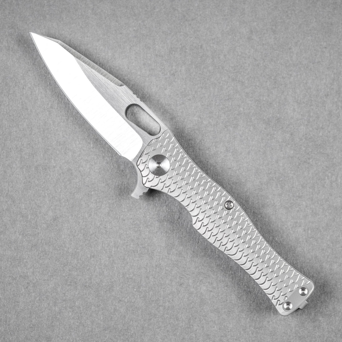 Pre - Order: URBAN Castellan - Satin Magnacut & Bead Blast Titanium w/ Dragon Scale - URBAN EDC®