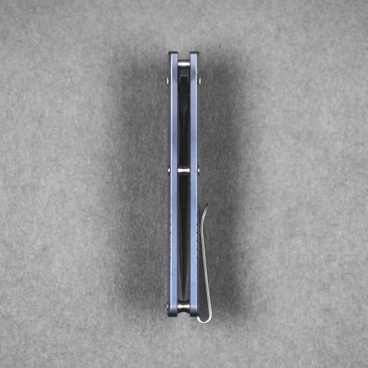 Pre - Order: URBAN Castellan - Two - Toned Magnacut & Blurple Titanium w/ Dragon Scale - URBAN EDC®