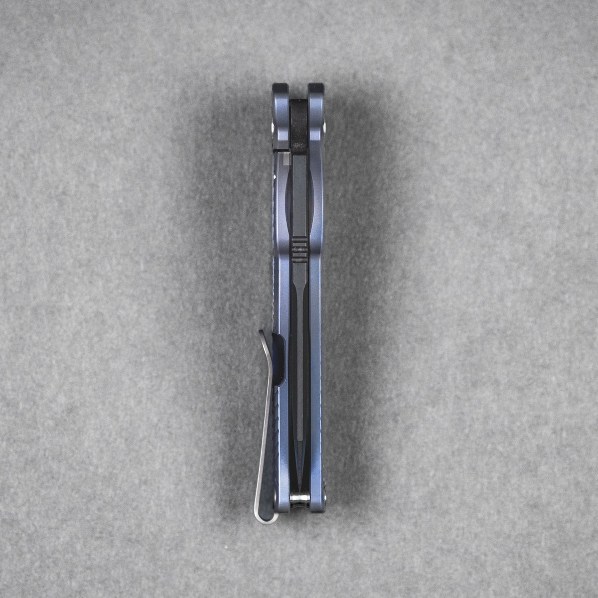 Pre - Order: URBAN Castellan - Two - Toned Magnacut & Blurple Titanium w/ Dragon Scale - URBAN EDC®