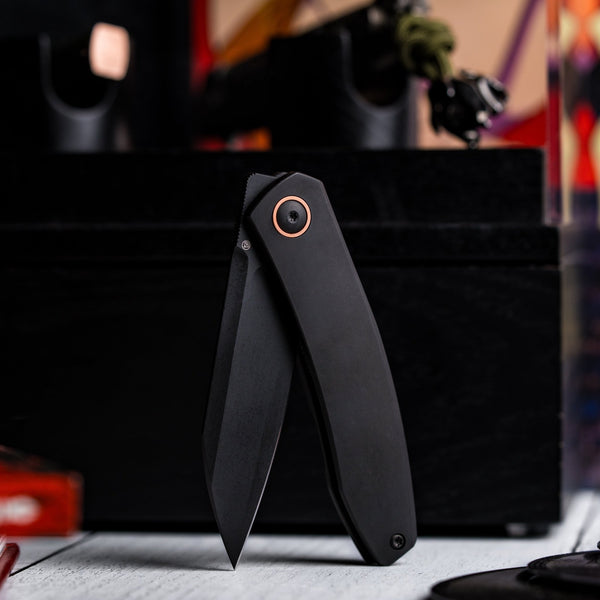 Pre - Order: URBAN Chimarra - Blackwashed Magnacut & Blackwashed Titanium w/ Copper Pivot Collar & Backspacer - URBAN EDC®