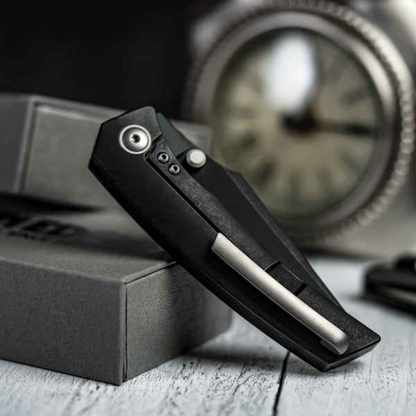 Pre - Order: URBAN Isurus - Blackwashed Magnacut & Blackwashed Ti w/ Bead Blasted Ti Hardware - URBAN EDC®