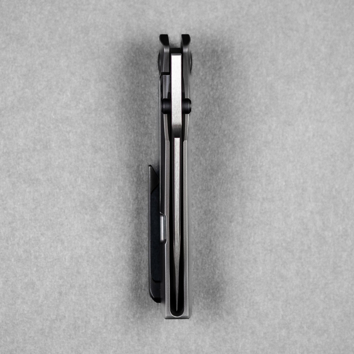 Pre - Order: URBAN Isurus - Satin Magnacut & Bead Blasted Ti w/ Blackwashed Hardware - URBAN EDC®
