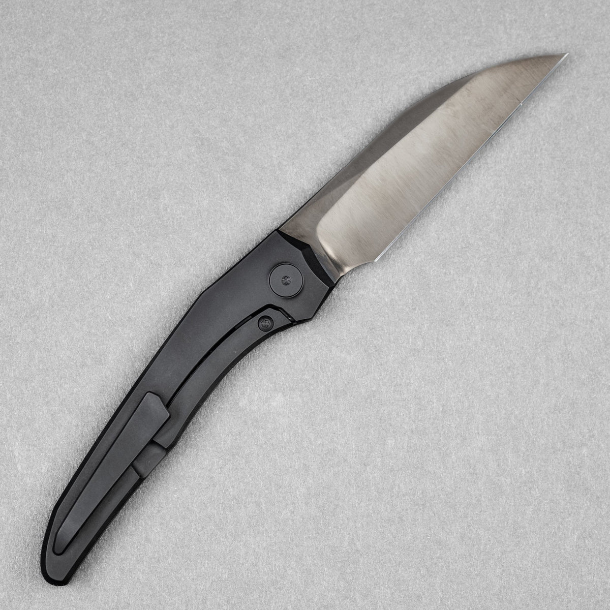 Pre - Order: URBAN Nitroglide - Polished DLC Magnacut w/ Blackwashed Titanium - URBAN EDC®