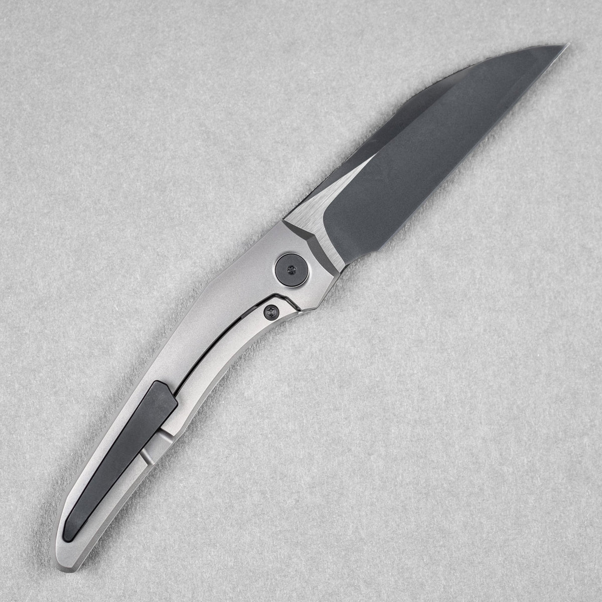 Pre - Order: URBAN Nitroglide - Two - Toned Magnacut w/ Blasted Titanium - URBAN EDC®