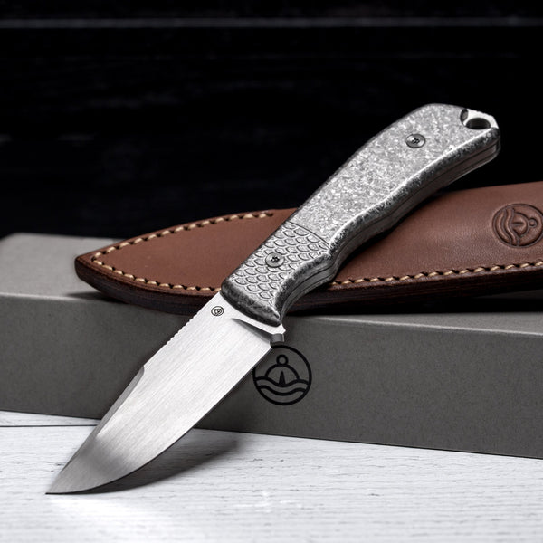 Pre-Order: URBAN Sea Dweller - Hand-Rubbed Vanax & Crystal Titanium - URBAN EDC®