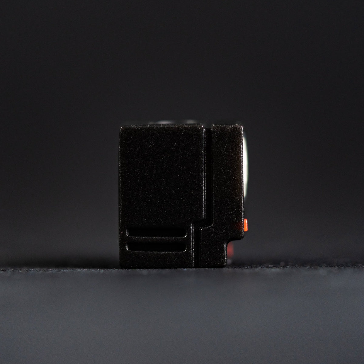 Sir MacIntyre Lanyard Bead - 'Glow in the Dark' Mode - URBAN EDC®