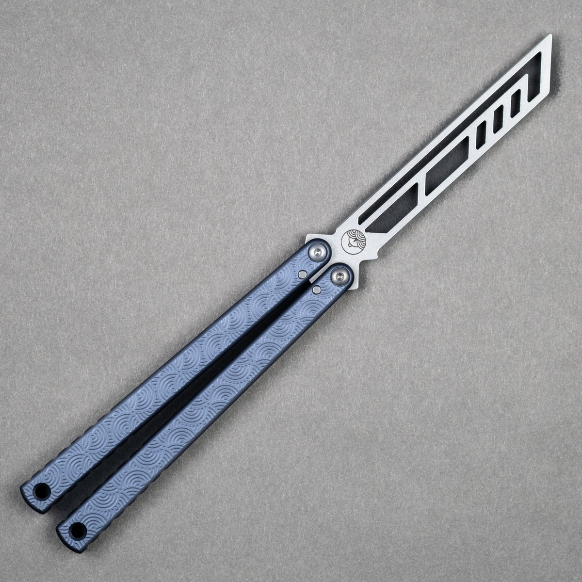 Squid Industries X URBAN Krake Raken Trainer V3 - Chaos Seigaiha Gunmetal - URBAN EDC®